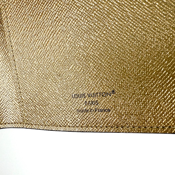 LOUIS VUITTON Passport Cover Monogram Vivienne 2025 Print New in Box - Picture 7 of 11